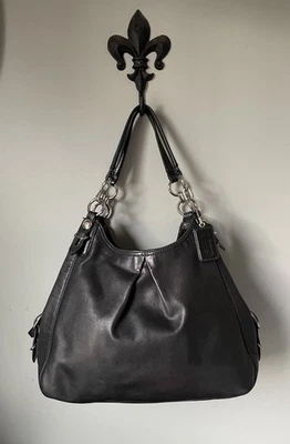 Bolso de Mano COACH Madison Mia Maggie Hobo Cuero Negro/Interior Púrpura De Colección Foto 1 de 4