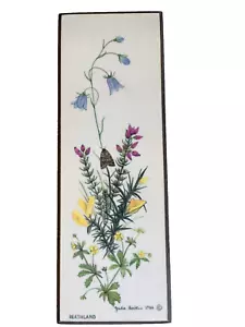 Placa de pared de resina de diseño floral vintage 1984 Julie Hockin Heathland, decoración - Imagen 1 de 5