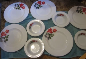JAJ Jobling plates. pyrex. 5 dinner plates (250mm) , 4 dessert bowls (155mm) - Picture 1 of 8