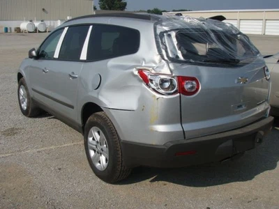 Chevrolet Traverse 2009-2016 Front Center Interior Rear View Mirror 22905183 694 - Image 1 of 4