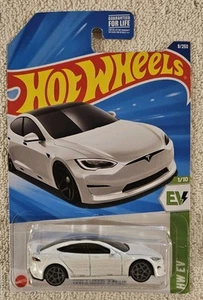2025 Hot Wheels Tesla Model S Plaid White #9 - Picture 1 of 3