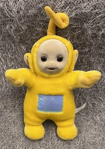 Teletubbies Laa-Laa Yellow Teleubbie Plush Toy TOMY 1996 (VERY RARE) - Imagen 1 de 11