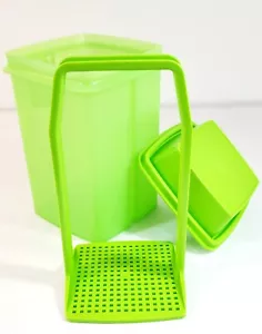Tupperware Pick-A-Deli Pickle Keeper Large 8 Cup 3 Piece Bright Green #1560-2 - Picture 1 of 10