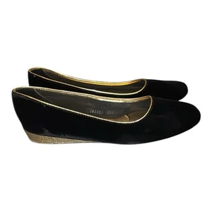Pisos de ballet vintage de terciopelo negro OOMPHIES. Borde dorado. Mujer Talla 8.5N - Imagen 1 de 8