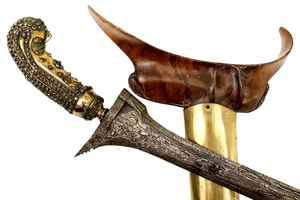 ANTIQUE INDONESIAN KERIS KRIS DAGGER WITH JEWELED GOLD GILT GRIP, DAMASCUS BLADE - Picture 1 of 3
