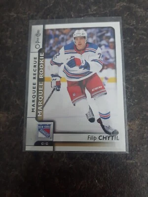 O-Pee-Chee 2017-18 Marquee Rookie Filip Chytil RC Card# 639 - Image 1 of 2
