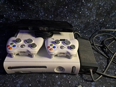 Xbox 360 white (2009) w/power cord, controllers, kinect bar and games - Image 1 of 4