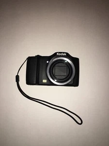KODAK 16 Friendly Zoom Fz152 with 3" LCD, Black - Picture 1 of 5
