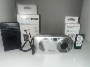 Sony Cybershot DSC-P8 3.2MP Compact Digital Camera SEE VIDEO - Picture 1 of 12
