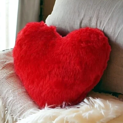 TreegoArt Heart Shape Cushion Pillow Valentine or Friends Living Room Bed Room - Image 1 of 4