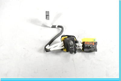 04-13 Maserati Quattroporte M139 Front Right Seat Switch - Image 1 of 4