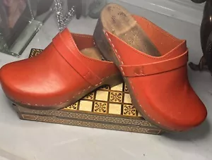 Sandgrens Swedish Handmade Wooden Clog Mule RARE Red Leather Women’s Size 40 - Picture 1 of 10