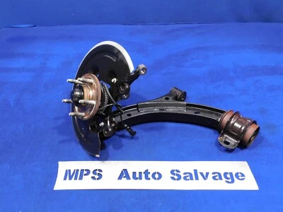 08 2008 Ford Mustang delantero izquierdo OEM brazo de control eje buje protector contra el polvo A64 Foto 1 de 4