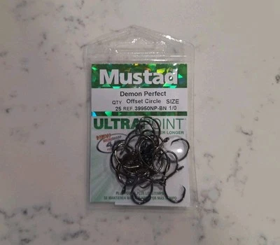Mustad Demon Perfect® Inline Circle Hook - 39950NP - 3X Strong - 1/0 - 25 Pack - Image 1 of 2