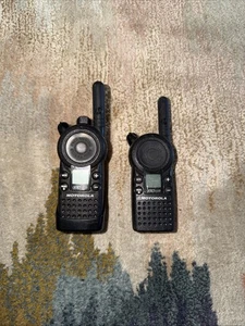 2 Motorola CLS1410 4 Channel UHF Two-Way Radio Untested - Picture 1 of 2