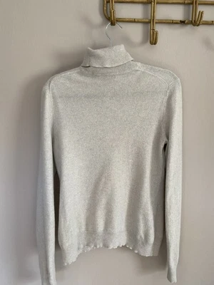 Lord & Taylor Cashmere Turtleneck Sweater Sz L Grey Quiet Luxury Old Money - Image 1 of 4