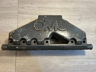 OMC Cobra 4.3 liter marine exhaust manifold assembly 914899 - Image 1 of 4