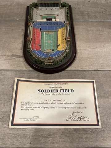 SOLDIER FIELD CHICAGO BEARS DANBURY MINT LIMITED EDITION NICE READ!! Cover
