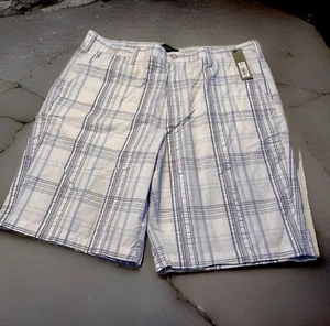 Preppy Nautical Men's Seersucker Shorts APT. 9 40W Blue Gray White Plaid NWT - Picture 1 of 13