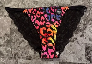 VICTORIA'S SECRET PINK M LEOPARD FLORAL LACE VINTAGE RARE STRING BIKINI PANTIES - Picture 1 of 3