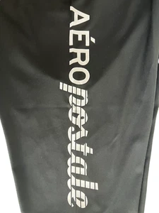 Pantalones cortos para mujer talla L negros con logotipo calce elástico aeropostale ropa activa - Imagen 1 de 9