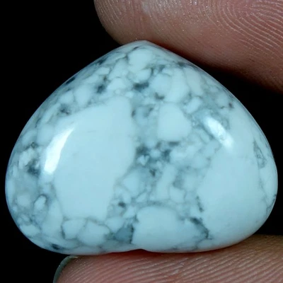 Piedras preciosas sueltas cabujón corazón howlita 100 % natural 32,40 quilates 19 x 24 x 08 mm Foto 1 de 3