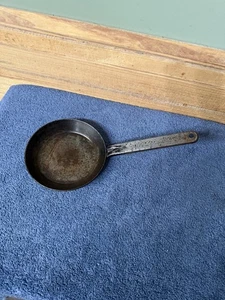 Sartén de hierro Western Holly Cowboy utensilios de cocina 6" W X 1” D X 12” L. Vintage - Imagen 1 de 19