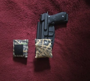 Universal Holster Pillow - Picture 1 of 2