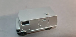 Preiser 1126 MB Mercedes-Benz vario 813 Geldtransporter vom Bausatz - Bild 1 von 7