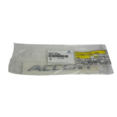 Placa de identificación emblema maletero trasero Hyundai Accent 2012-2017 nuevo fabricante de equipos originales 86311-1R000 Foto 1 de 4