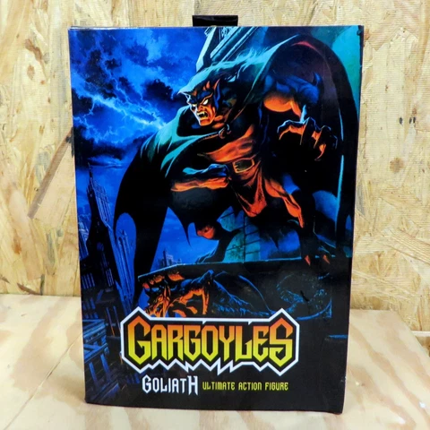 NECA Disney Gargoyles GOLIATH ULTIMATE ACTION FIGURE 7-inch Scale New In Hand Cover