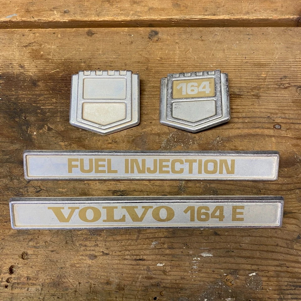 沃尔沃原始设备制造商 1973 164 E 164E 燃油喷射老式徽章 — 第 1/1 张图片