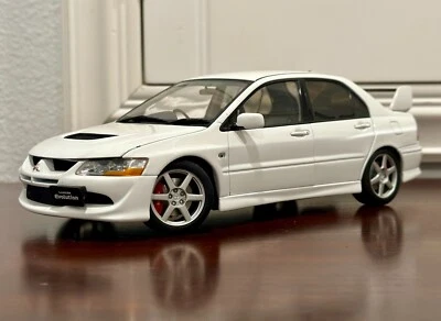 AUTOart Mitsubishi Lancer Evo 8 VIII Blanco Escala 1/18 Diecast Modelo Coche | Raro Foto 1 de 4