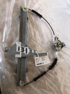 2007-2011 CHEVROLET AVEO Rear Door Window Regulator Manual Right Passenger Side - Picture 1 of 13