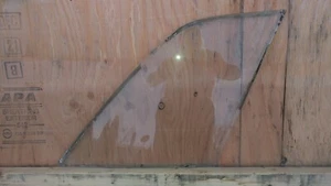 Mercedes w113 hardtop side glass Right - Picture 1 of 2