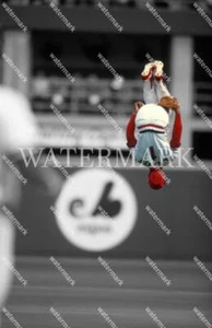 CT454 Ozzie Smith Flip Cardinals 8x10 11x14 16x20 Spotlight Photo - Picture 1 of 1