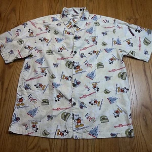 Camisa De Colección Walt Disney World Mickahuna Surf Camp Mediana Epcot Magic MGM Downtown - Imagen 1 de 9