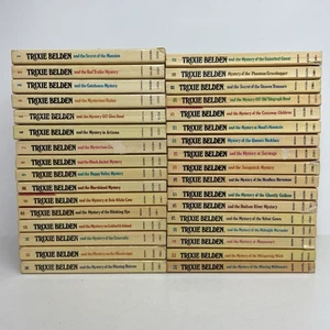 Trixie Belden Books Lot of 33 - #1-34 Except #33 - Paperback Oval Cover Golden - Picture 1 of 12