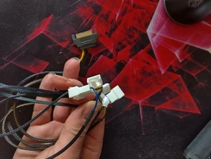 SATA zu Fan Lüfter Strom Adapter guter Zustand - Bild 1 von 11