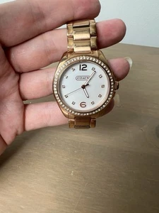 COACH GOLD TONE CRYSTAL LADIES WATCH - Picture 1 of 11
