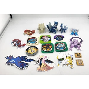 Lote de figuras Pokémon legendarias Pokemon Center Tomy Tretta Battrio Tokens Bundle - Imagen 1 de 5