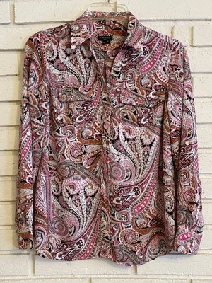 Camisa feminina Talbots tamanho. XS Petite Pink Paisley botão para cima, mangas aba rolo - Imagem 1 de 4