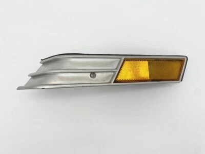 Luz marcadora lateral del conductor Mitsubishi Starion Chrysler Conquest 1983-1989 Foto 1 de 4