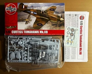 AIRFIX A01003A - CURTISS TOMAHAWK Mk.IIB - 1/72 PLASTIC KIT - Foto 1 di 1