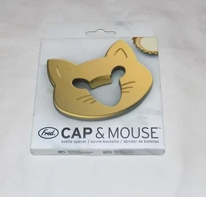 New Fred Cat-Theme Cap & Mouse Gold-Tone Metal Bottle Opener - Bild 1 von 2