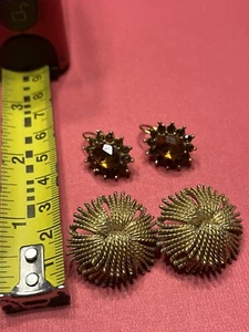 Ohrringe goldfarben und gold und Bernstein durchbohrt 2 Paar enthalten - Bild 1 von 1