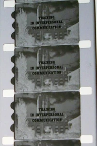 TRAINING IN KOMMUNIKATION FILM KURZ 16 MM FILM FILM GEROLLT KEINE ROLLE Z83 - Bild 1 von 3