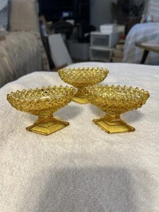 Vintage Westmoreland Amber English Hobnail Individual Salt Cellar - Picture 1 of 7