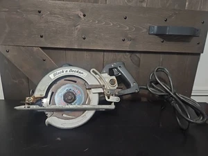 Black and Decker Modell 3051 7-1/4" Schneckenantrieb Säge 4300 U/min ~ funktioniert super!!️ - Bild 1 von 8