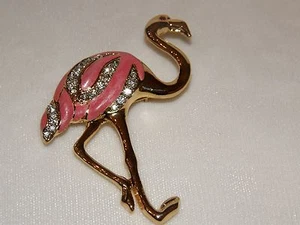 BROCHE PIN FLAMINGO ROSA CRISTAL AUSTRIACO BONITO ESMALTADO EN TONO DORADO ¡NUEVO! - Imagen 1 de 2